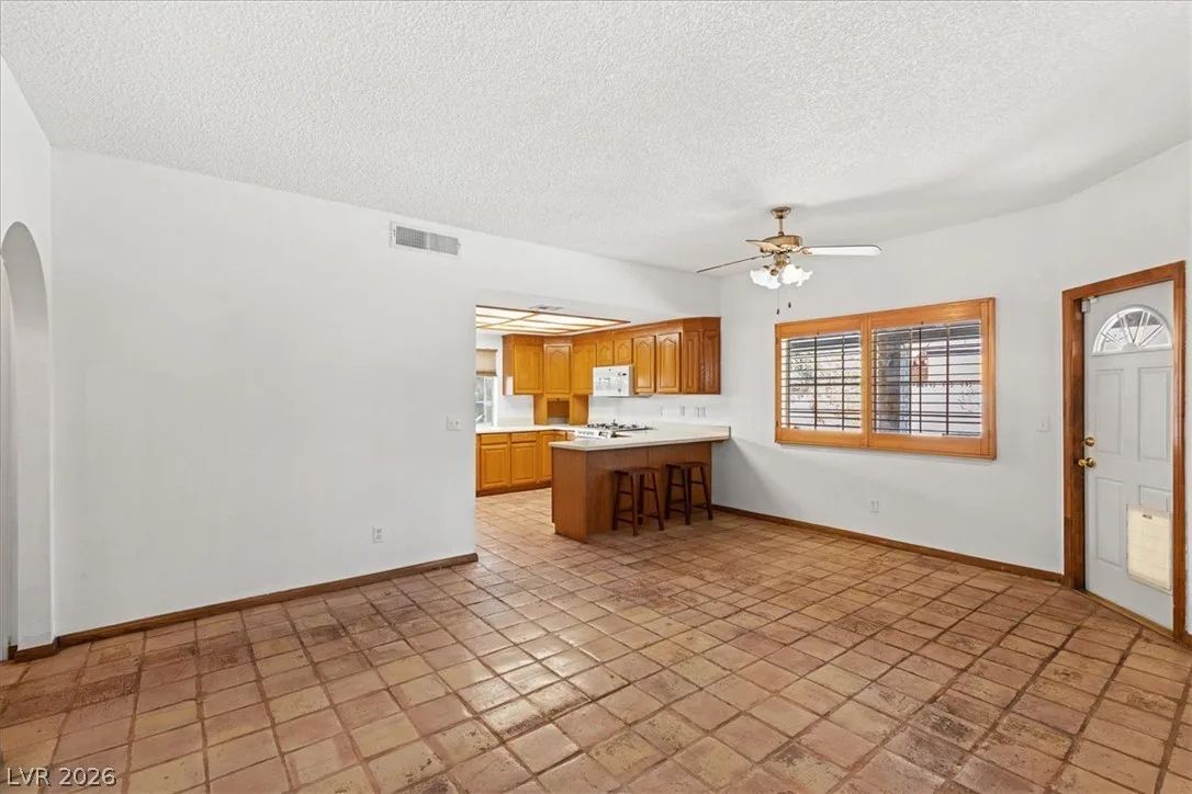 7220 Richmond Heights Drive — photo 5