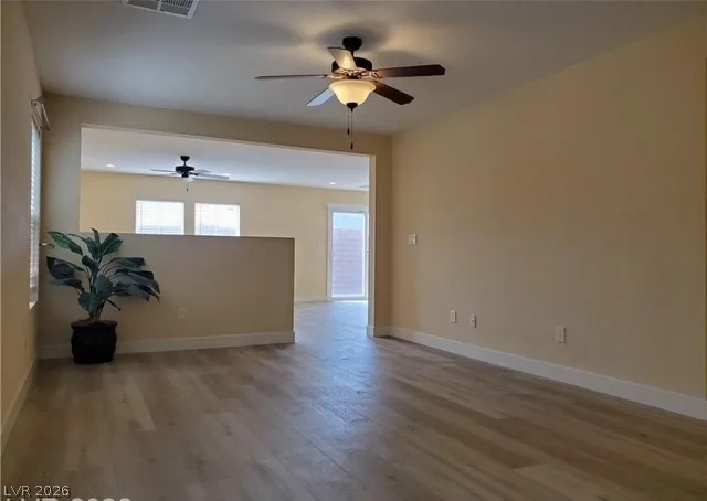 8775 Autumn Teal Avenue — photo 4