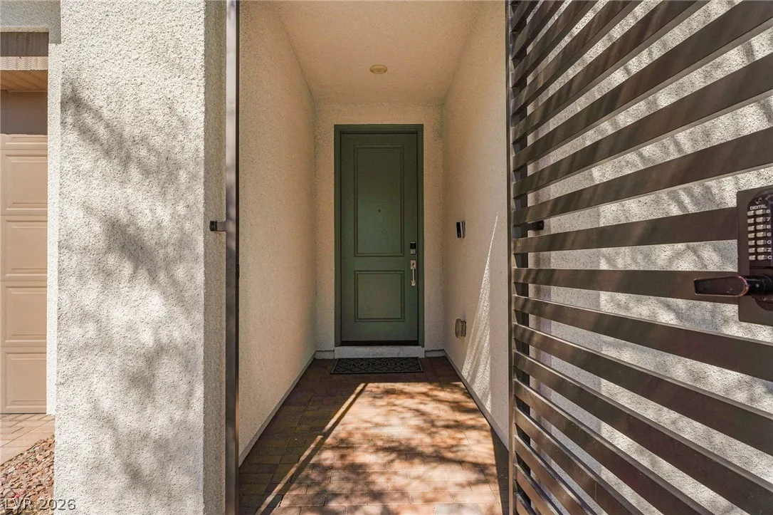 10310 Sierra Skye Avenue — photo 5