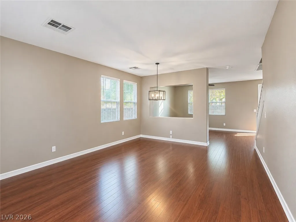 10441 Vinson Point Avenue — photo 2