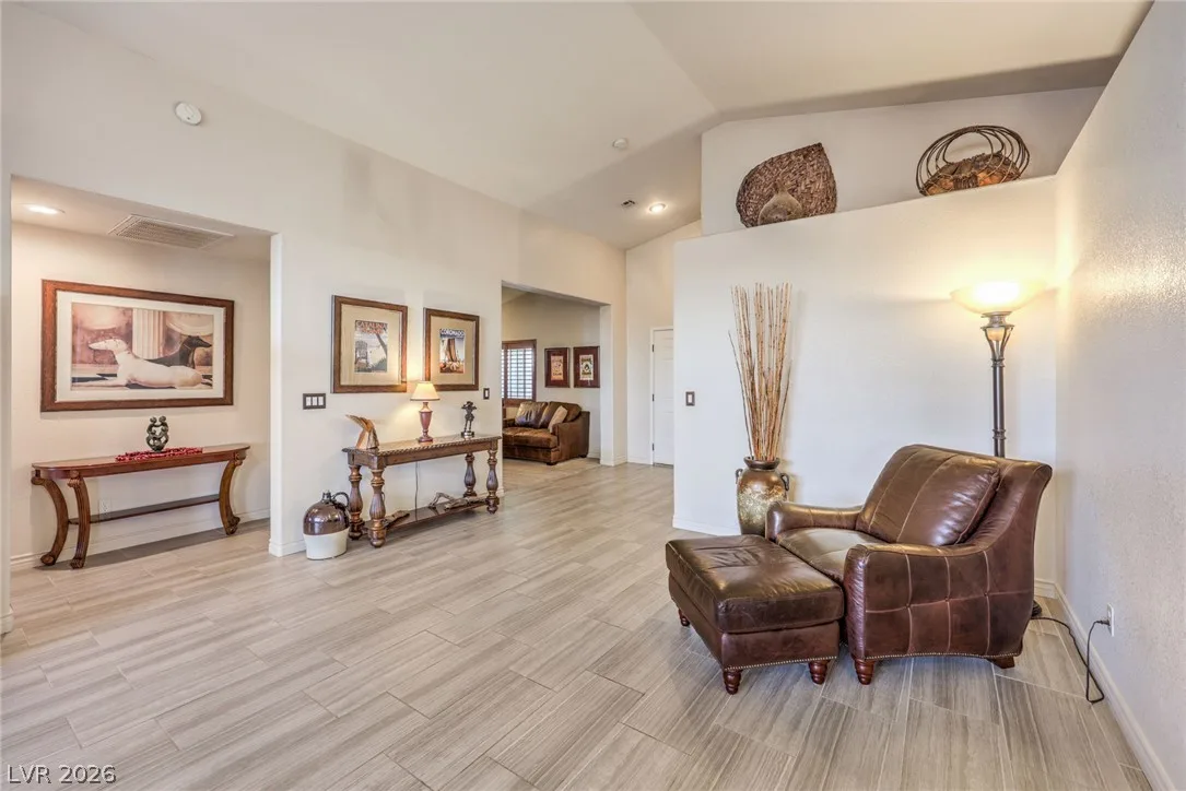 2131 Mountain Glow Avenue — photo 4