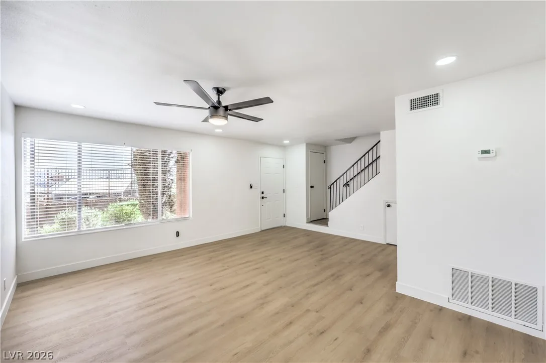 513 Starfire Place — photo 3