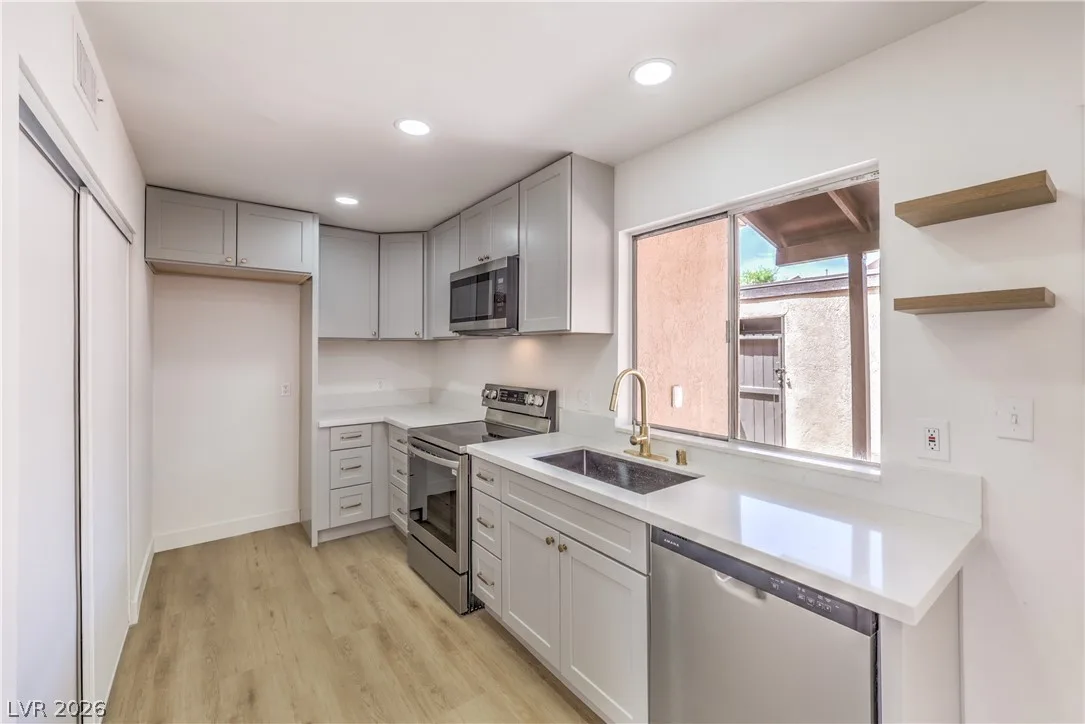 513 Starfire Place — photo 4