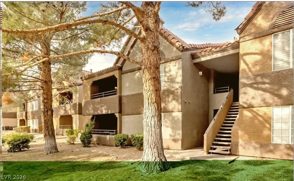 2200 South Fort Apache Road 2049 — photo 1