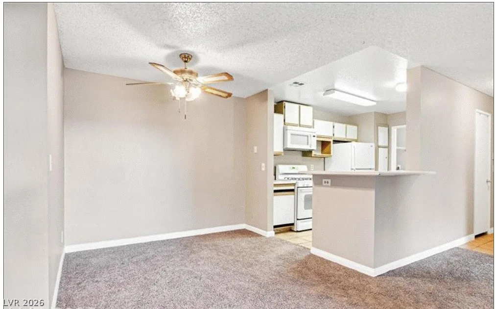 2200 South Fort Apache Road 2049 — photo 4