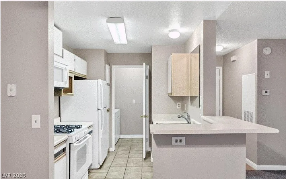 2200 South Fort Apache Road 2049 — photo 5
