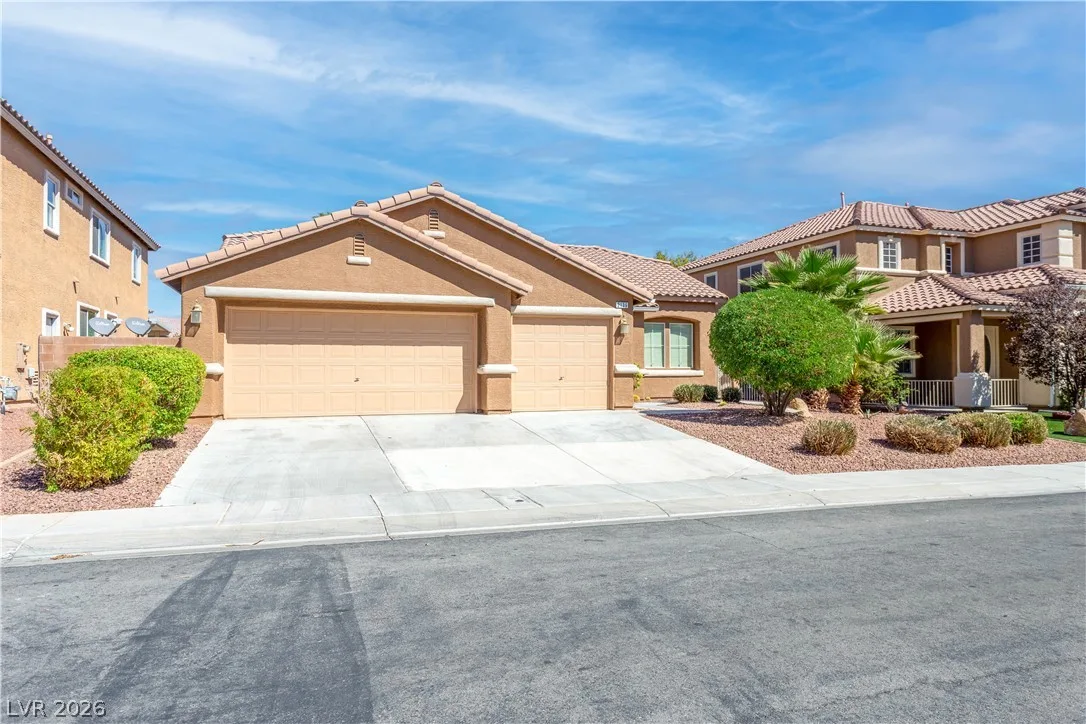 2136 Mountain Rail Drive — photo 3