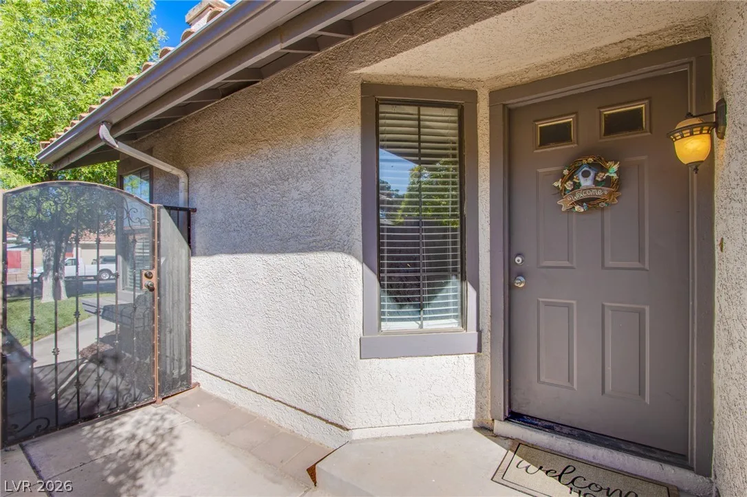 4659 Winfield Drive — photo 3