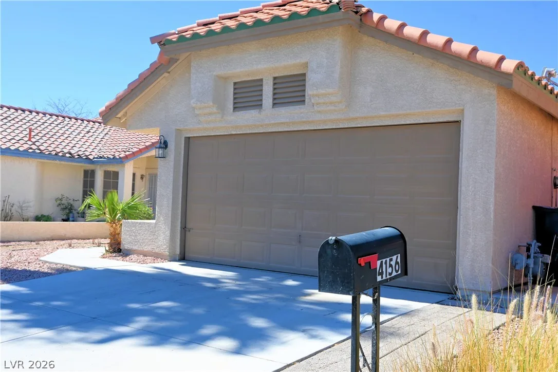 4156 OVERBROOK Drive — photo 2