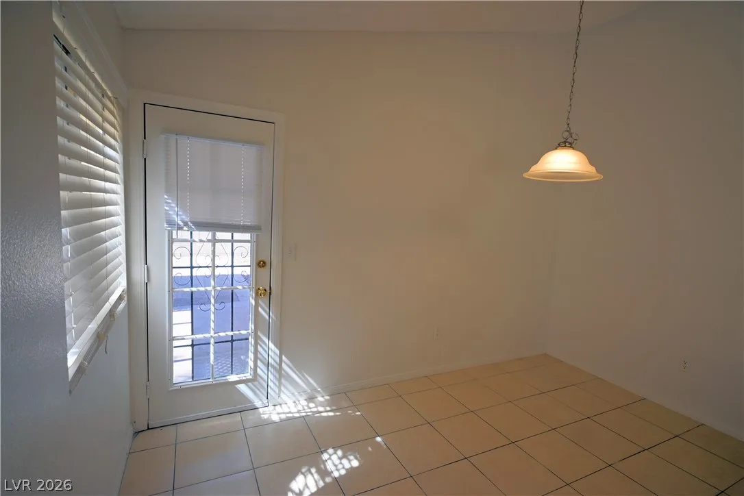 4156 OVERBROOK Drive — photo 5