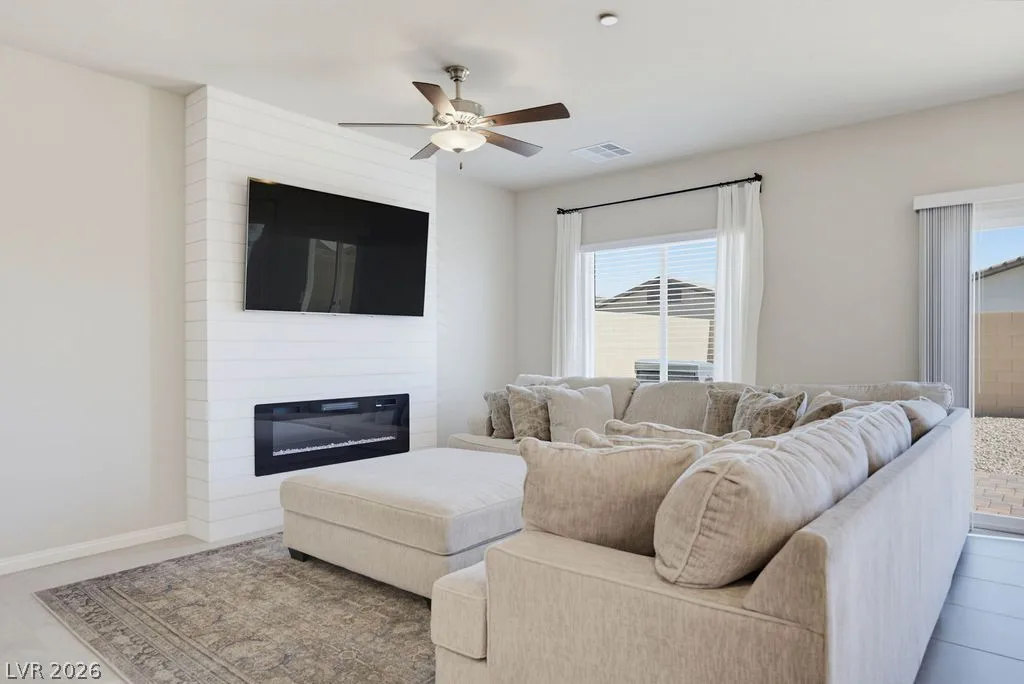 7116 Woodrow Ranch Street — photo 4