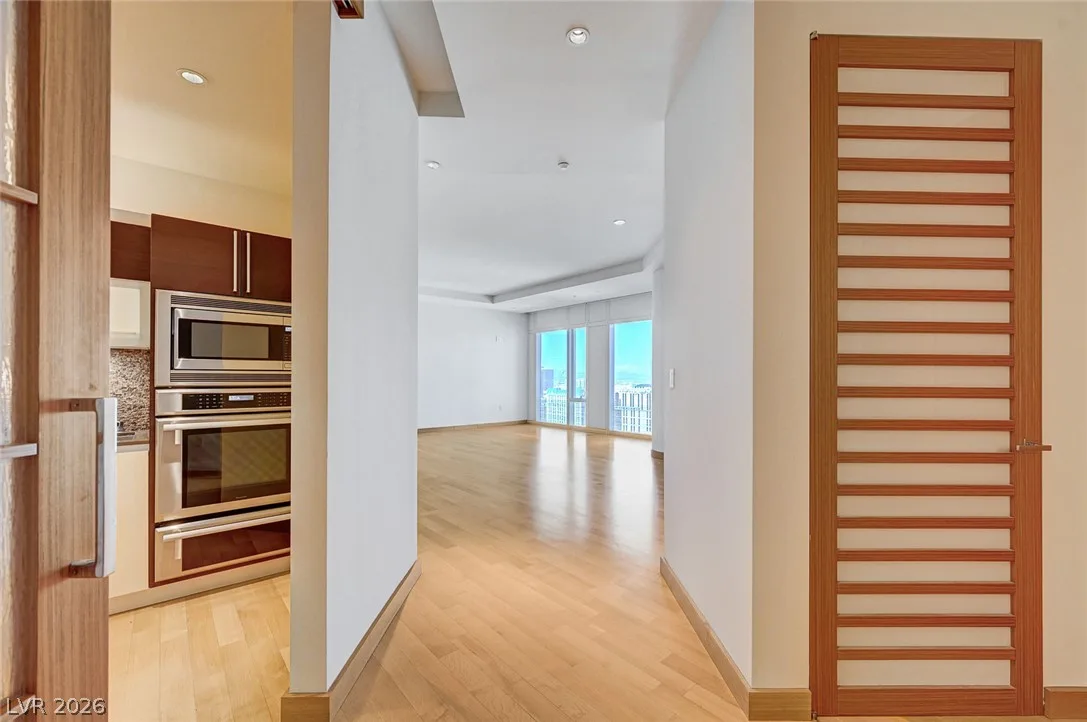 3750 South Las Vegas Boulevard 3707 — photo 3