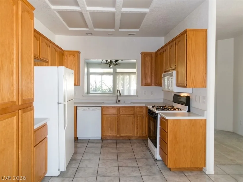 2324 CANYON SONG Avenue — photo 3