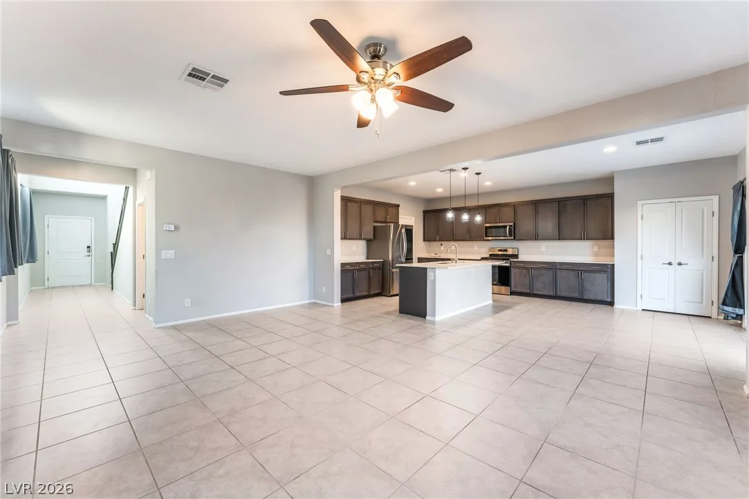 5711 Sedona Springs Street — photo 4