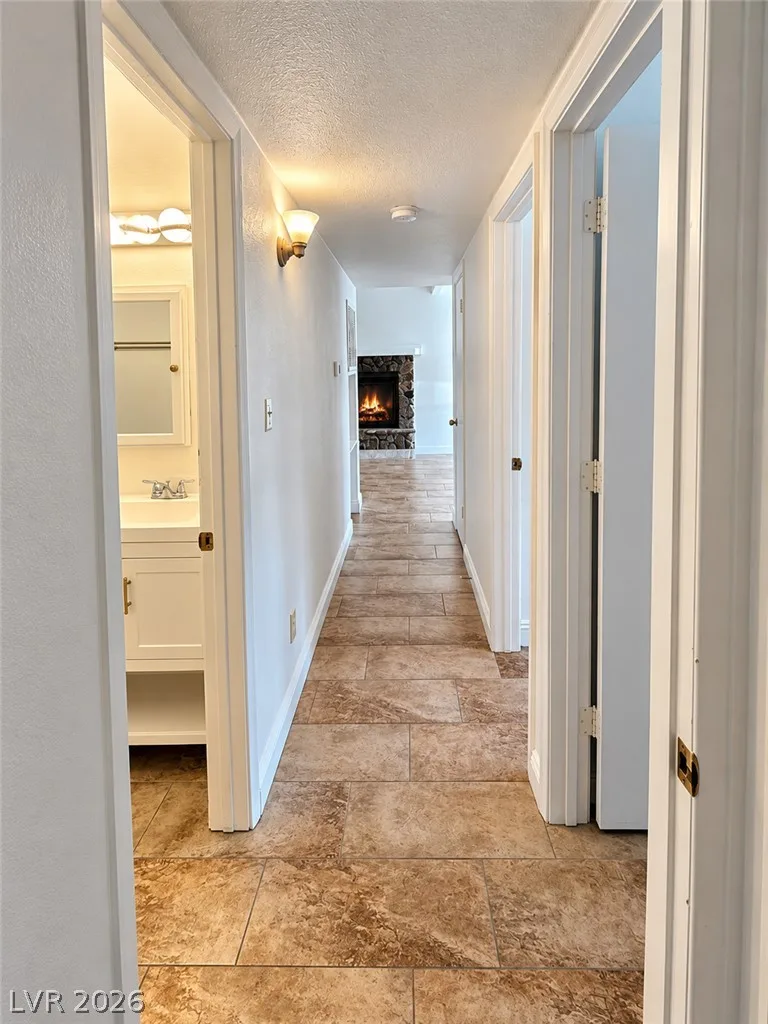 4404 Avondale Avenue — photo 3