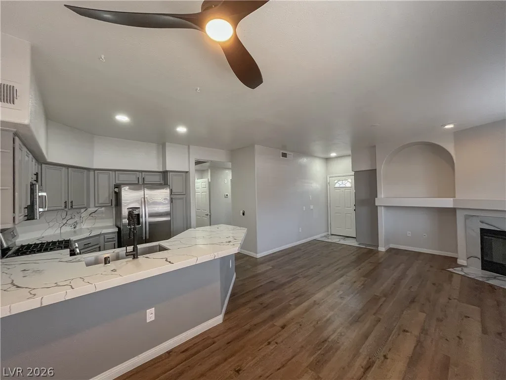 5225 West Reno Avenue 126 — photo 4