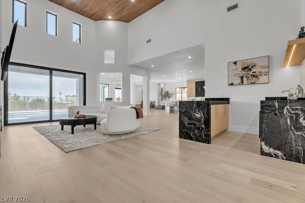 2690 Grassy Spring Place — photo 4