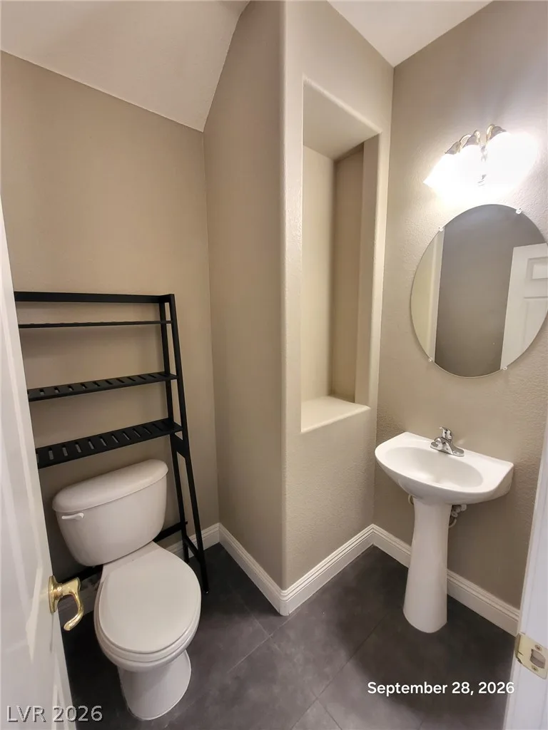 8116 Retriever Avenue — photo 4