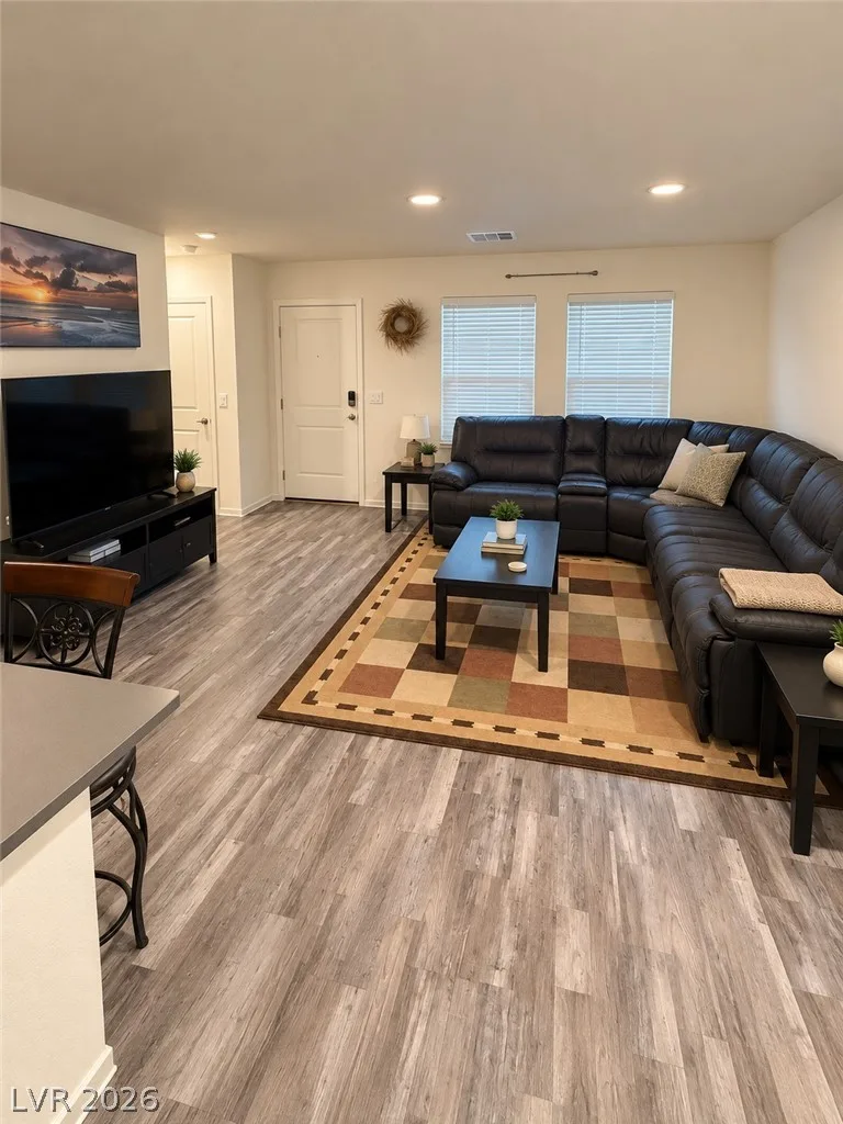 7372 Axel Creek Street — photo 1