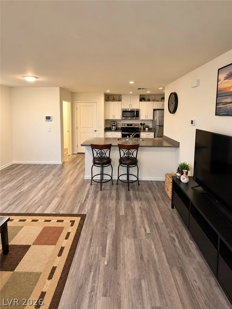 7372 Axel Creek Street — photo 2