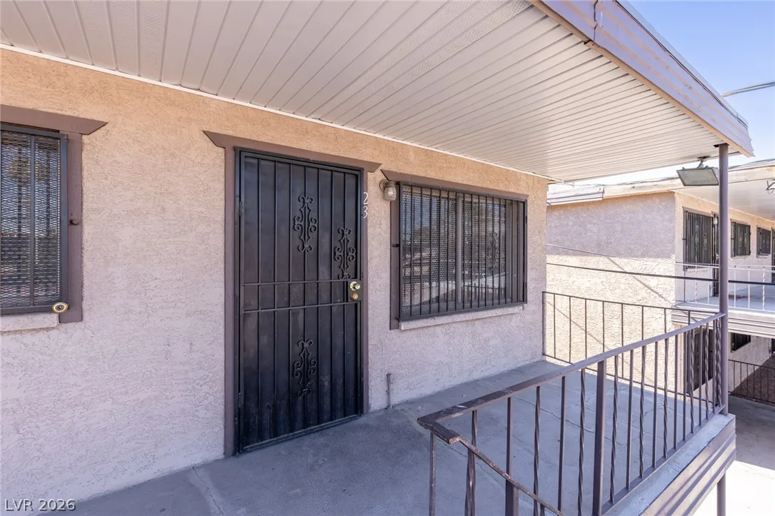 3718 Hazelwood Street 23 — photo 3