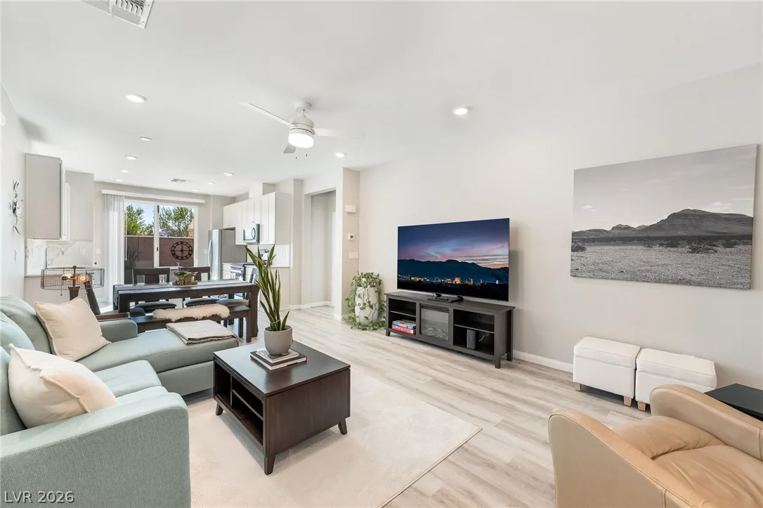 8327 Carmentis Avenue — photo 4