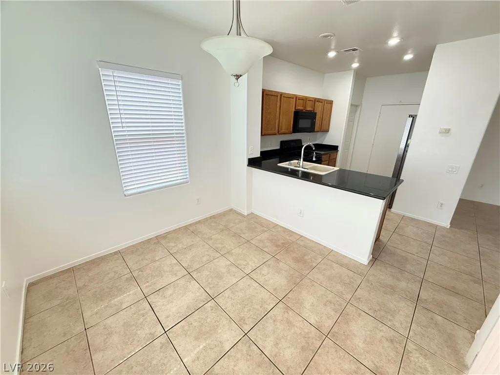 11231 Kenyan Sunshine Court — photo 5