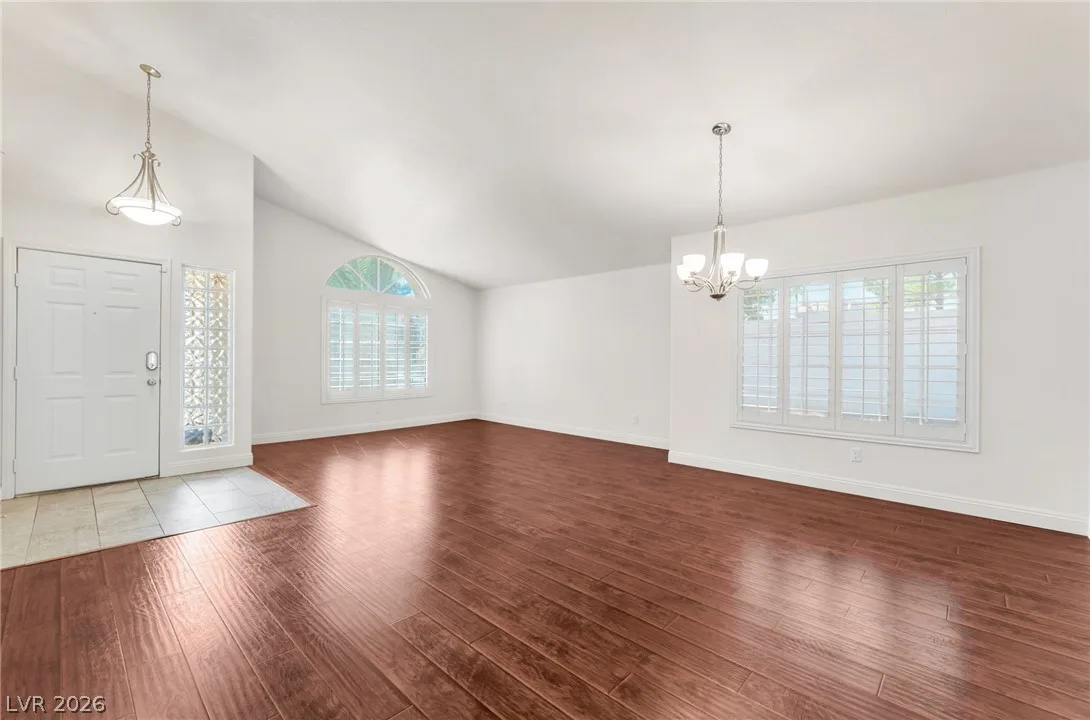1937 Tropical Breeze Drive — photo 4