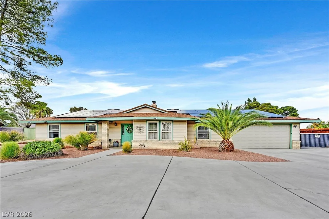 6824 Adobe Court — photo 1