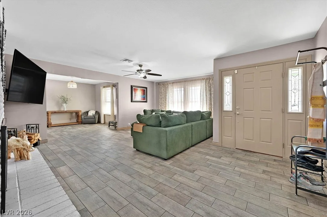 6824 Adobe Court — photo 2