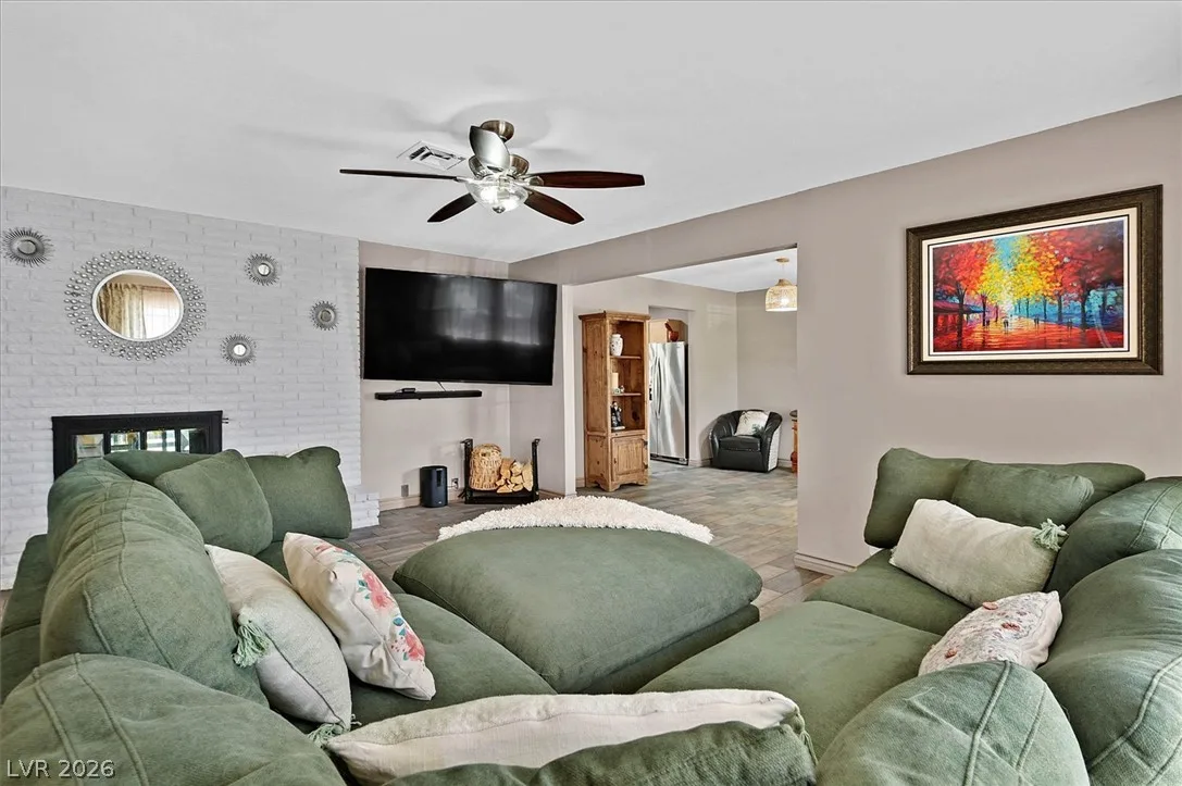 6824 Adobe Court — photo 5
