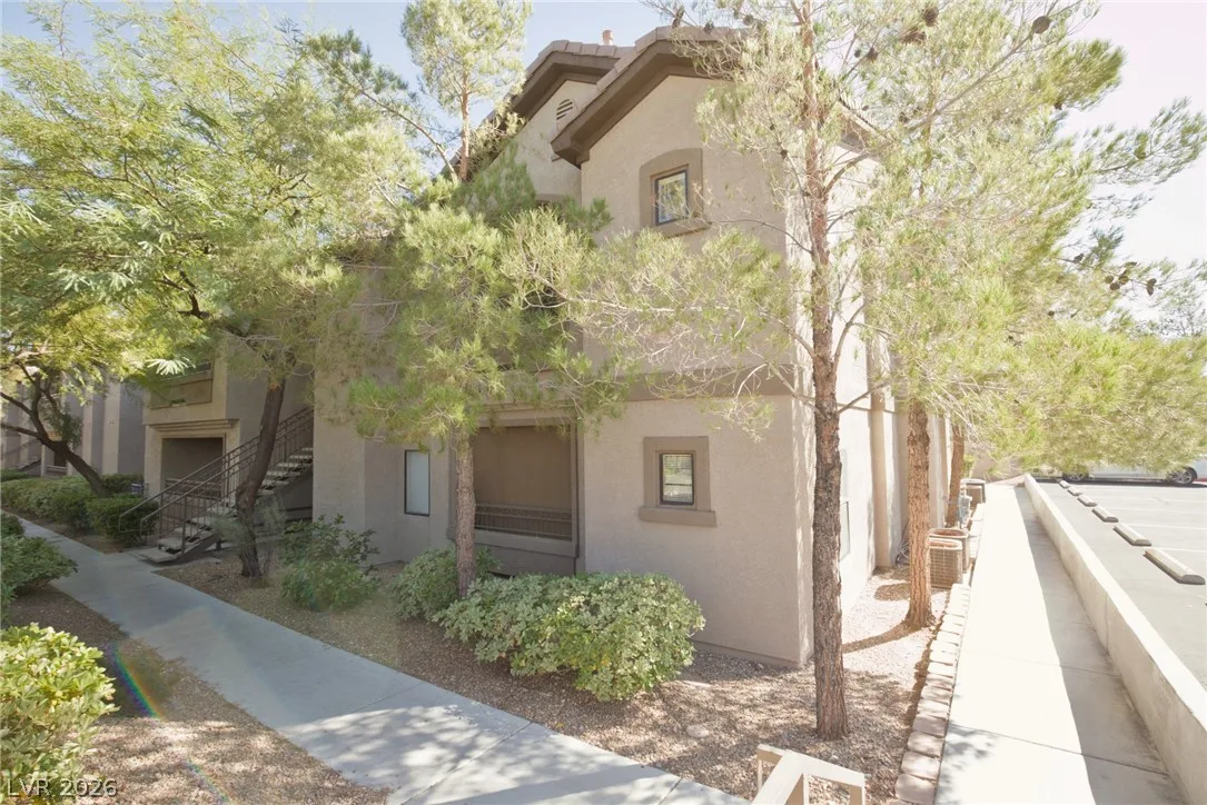 8250 North Grand Canyon Drive 2016 — photo 1