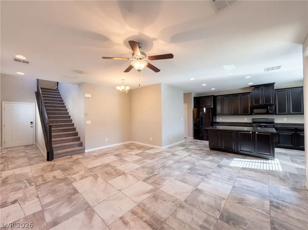 12243 Loggeta Way — photo 3