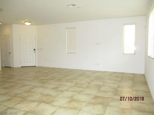 6363 DUNDOCK Avenue NA — photo 4