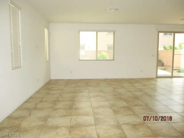 6363 DUNDOCK Avenue NA — photo 5