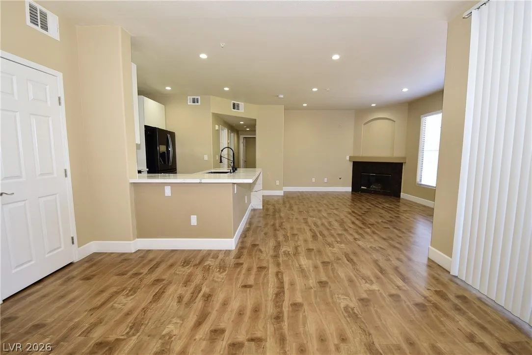 7103 South Durango Drive 204 — photo 4