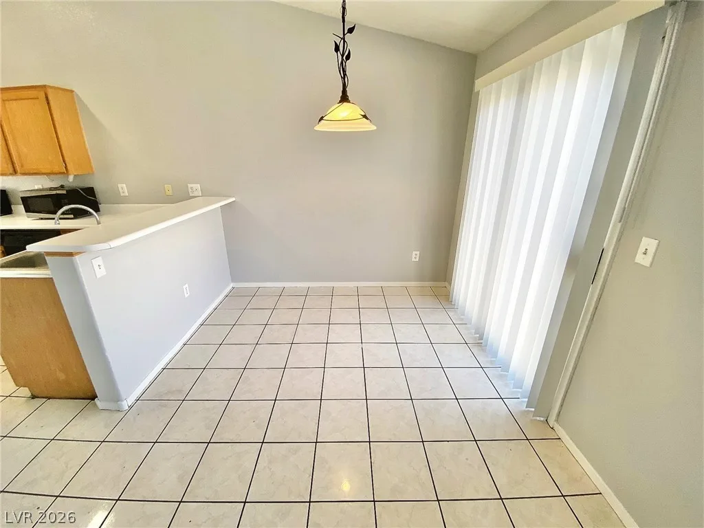 3721 Nairobi Lane — photo 3