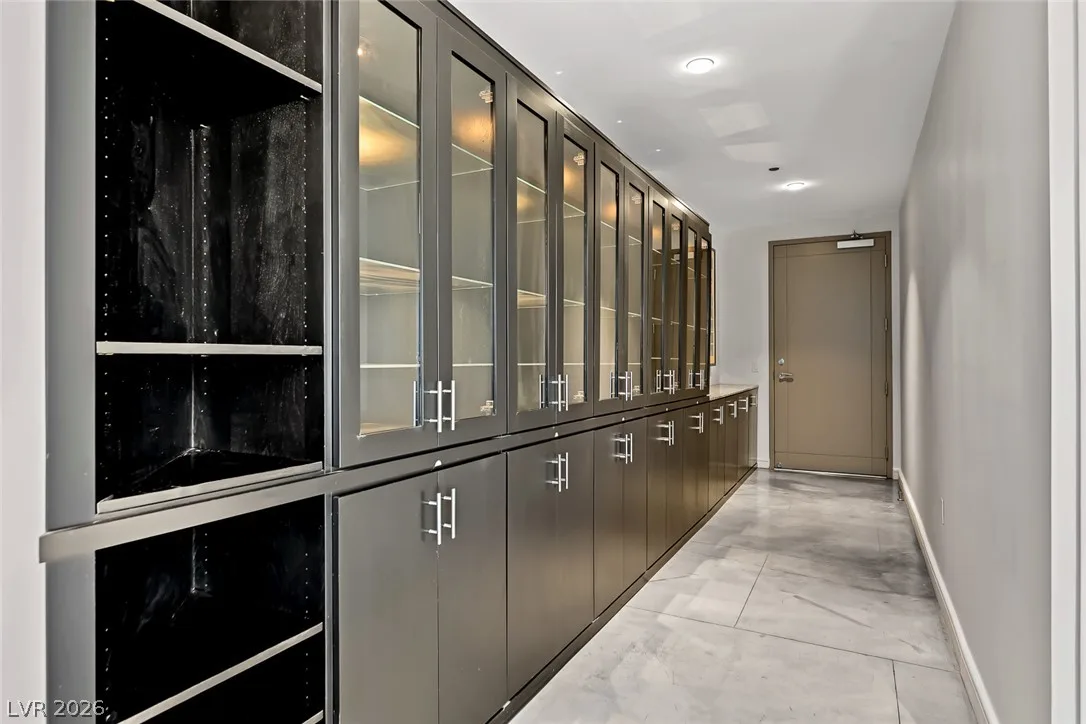 200 Hoover Avenue 1409 — photo 3