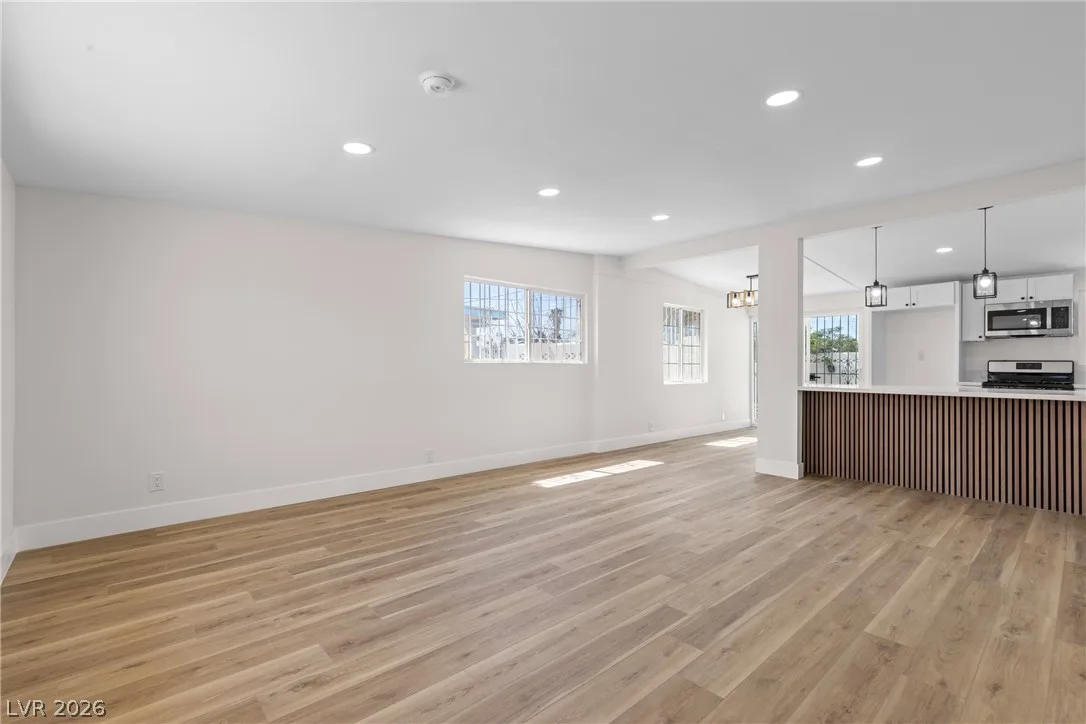 1612 Palora Avenue — photo 4