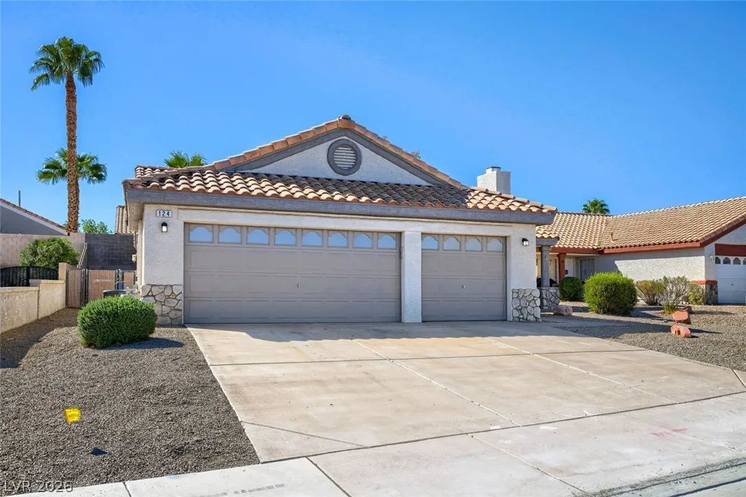 124 Grandview Drive — photo 3