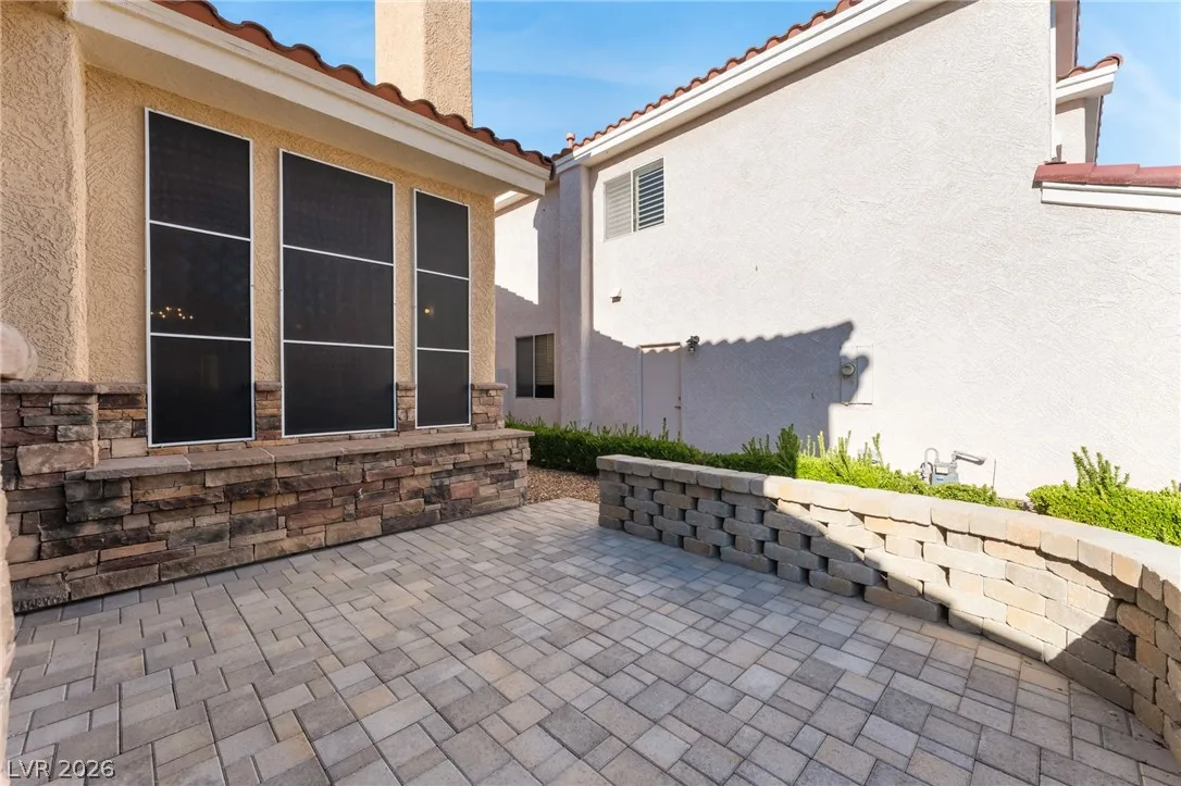 8809 Stafford Springs Drive — photo 4