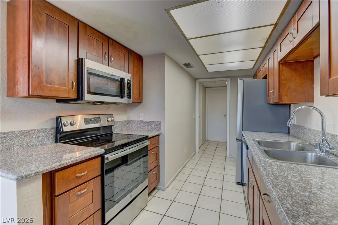 3144 Cameron Street — photo 4