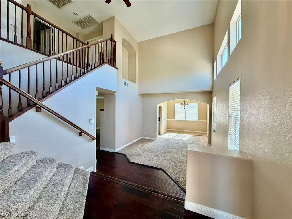 2467 Sheltered Meadows Lane — photo 2