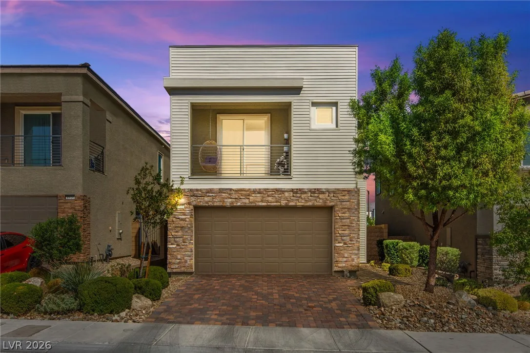8910 Sasquatch Run Avenue — photo 1