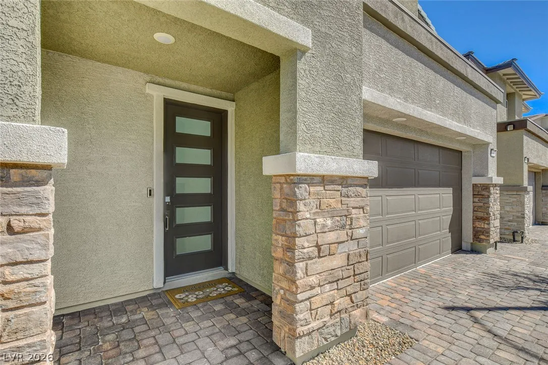 8866 Mountain Lion Avenue — photo 3