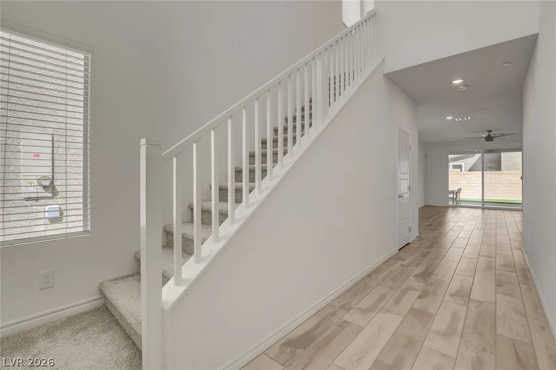 8866 Mountain Lion Avenue — photo 4