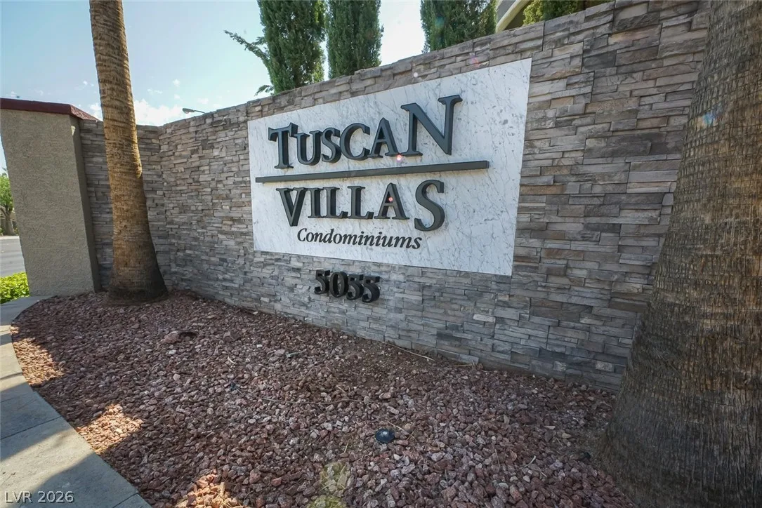 5055 West Hacienda Avenue 1126 — photo 2
