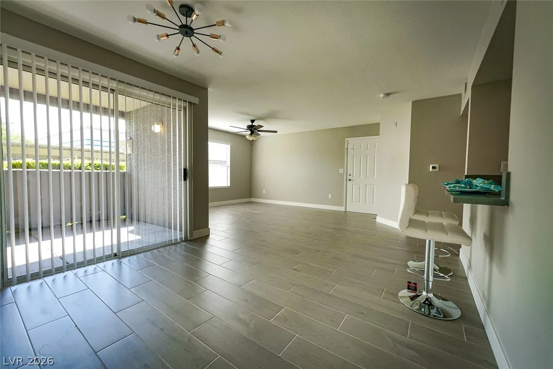 5055 West Hacienda Avenue 1126 — photo 3