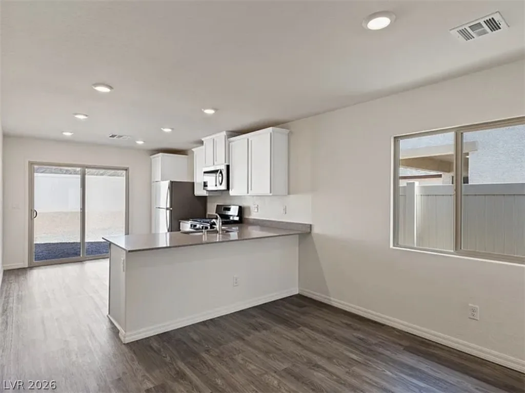 2776 Pavehawk Way — photo 3
