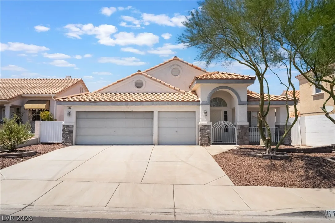 682 SCENIC TIERRA Lane — photo 1
